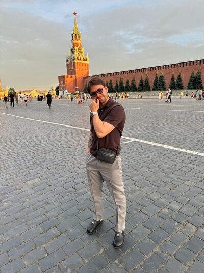  ,   Artem, 36 ,   ,   