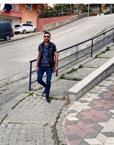  ,   Ali, 37 ,   ,   
