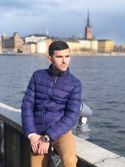  ,   Abbas, 32 ,   ,   , c 