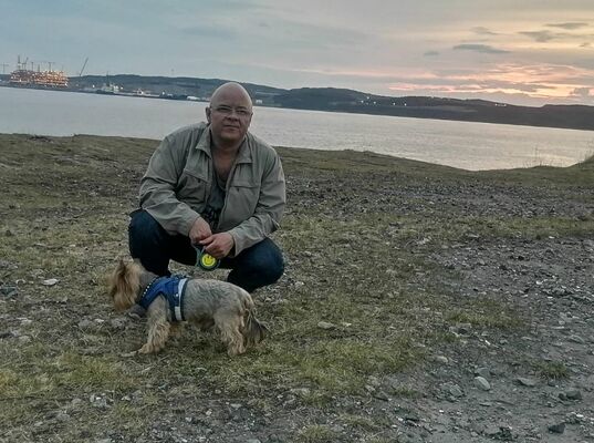  ,   Mik, 54 ,   ,   , c 