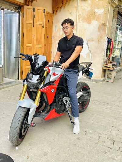  ,   Othmane, 21 ,   ,   