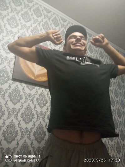  ,   Kirill, 21 ,   ,   