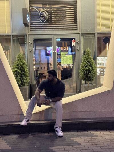   ,   Ryan, 25 ,   ,   