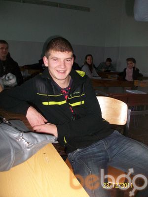  ,   Stas, 32 ,   
