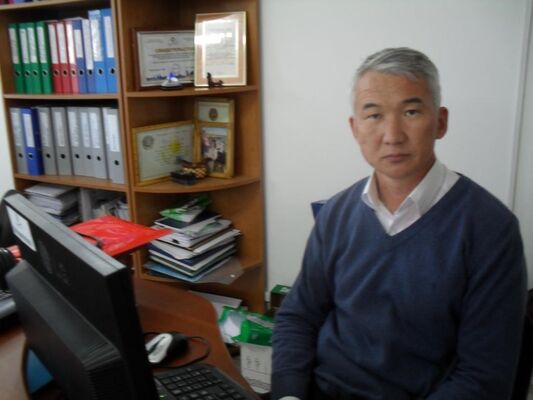  ,   Kenzhegali, 60 ,   