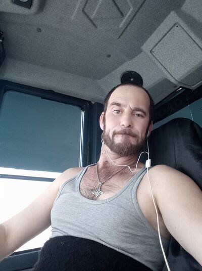  ,   Marat, 45 ,     , c 