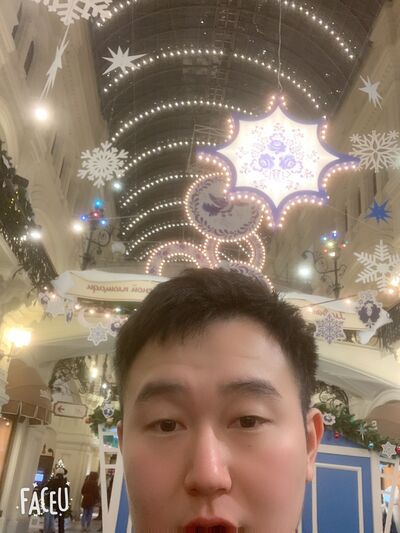  ,   Anton, 27 ,   c 