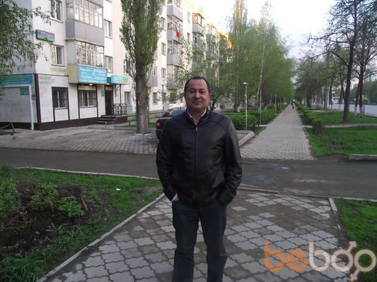  1971166  Aleks, 51 ,    