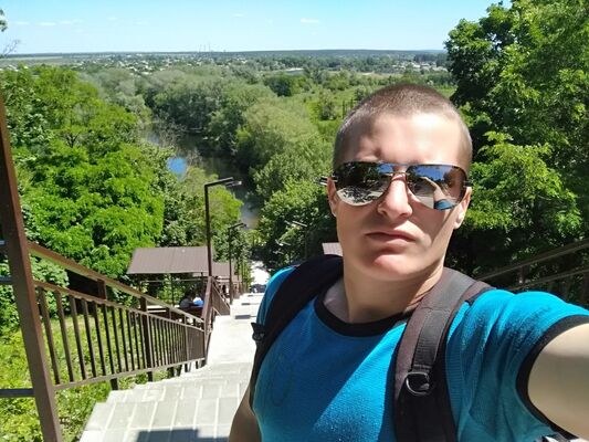  ,   Valeriy, 28 ,   