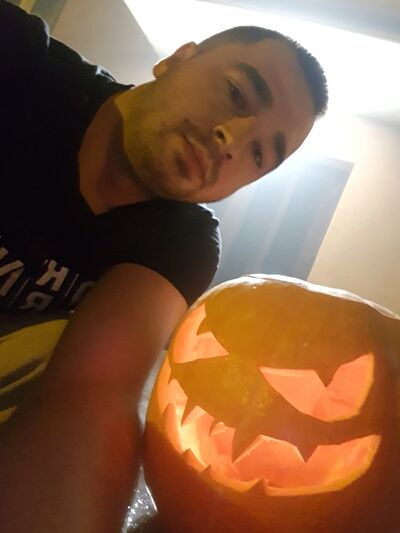  ,   Alexander, 32 ,   ,   , c , 