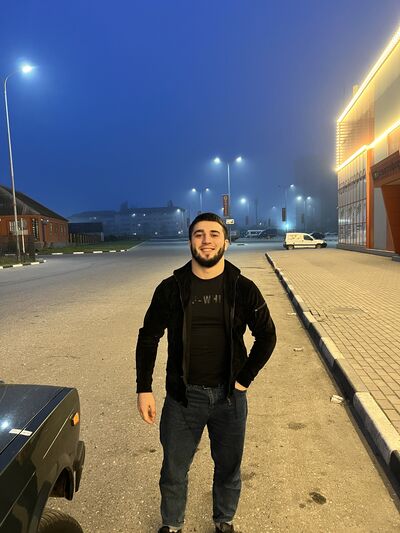  ,   Abdul, 28 ,   ,   
