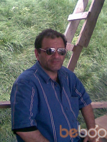  ,   Vito, 64 ,   