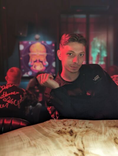  ,   , 28 ,   ,   
