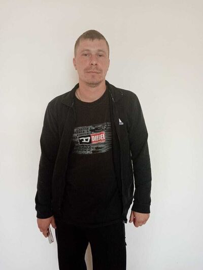  ,   Lev, 42 ,   ,   , c 