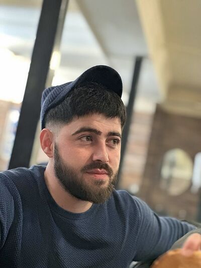  ,   Ali, 28 ,   ,   