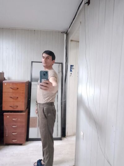  ,   Oskar, 36 ,   ,   