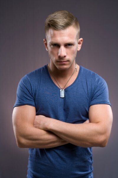  24112986  Martin, 24 ,    