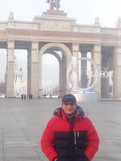  ,   Vasili, 52 ,  