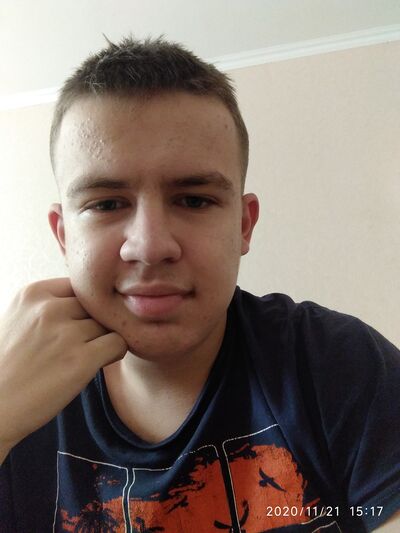  ,   Maxim, 22 ,   ,   