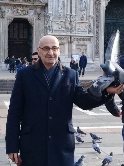  ,   Artur, 56 ,     , c 
