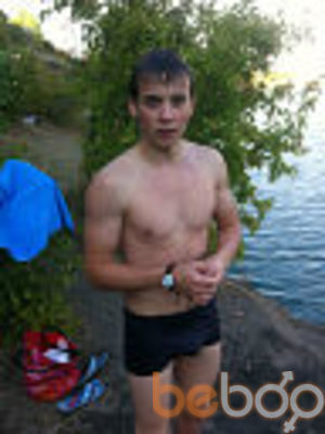  2560876  Artem, 32 ,    