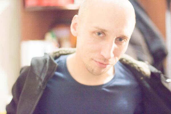  ,   Anton, 27 ,   ,   