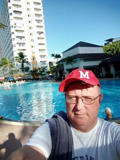  ,   Michael, 56 ,   ,   , c 