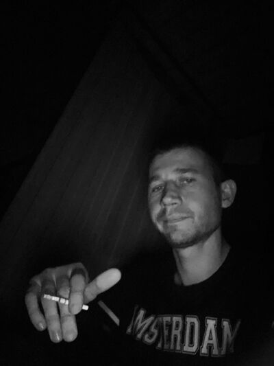  --,   , 33 ,   
