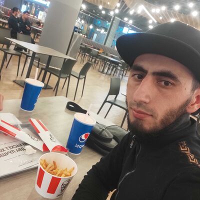  ,   Farrux, 31 ,   ,   , c , 