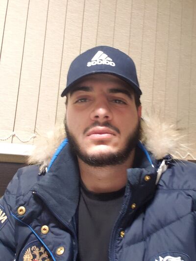  ,   Artur, 31 ,   ,   