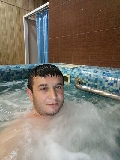  ,   Artur, 40 ,   ,   