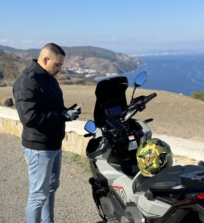  Charenton-le-Pont,   Karim, 30 ,   ,   