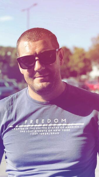  ,   Denis, 41 ,   ,   