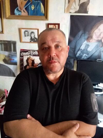  ,   Sasha, 56 ,   c 