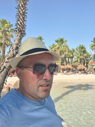  ,   Hayro, 42 ,   ,   