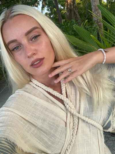  ,   , 27 ,   c 
