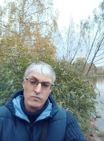   ,   Anton, 42 ,   ,   , c , 