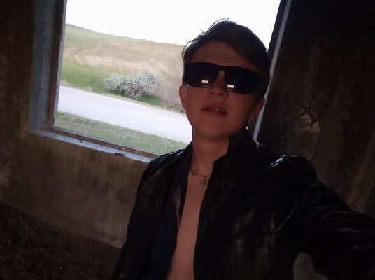  ,   Andrey, 26 ,  