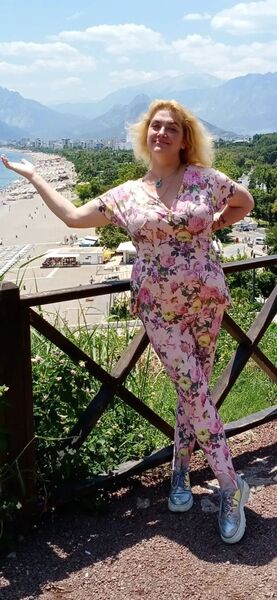  ,   Elena, 50 ,     , c 