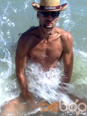  ,   DMITRII, 42 ,   ,   , c 