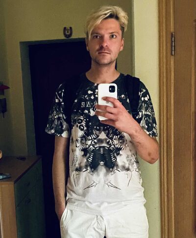  ,   , 28 ,   ,   