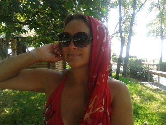  ,   Marina, 47 ,     , c 