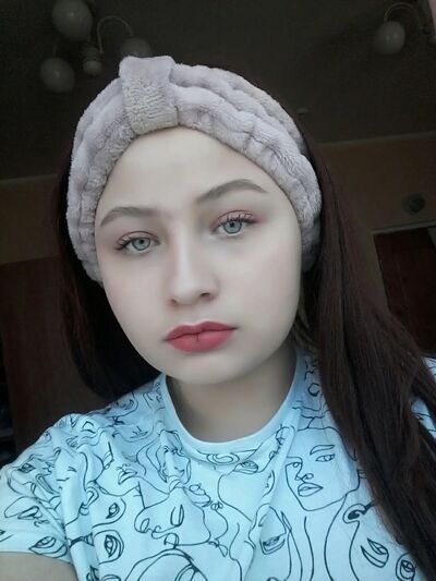  ,   Nika, 24 ,   ,   , c , 