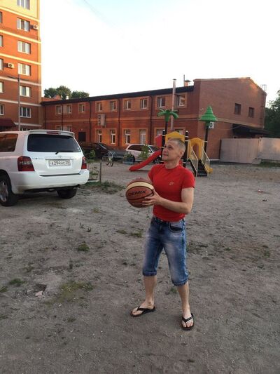  ,   Gosha, 34 ,   ,   , c 