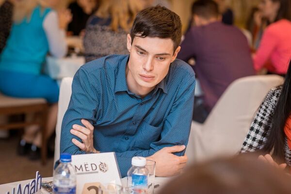   ,   Anton, 1 ,   ,   
