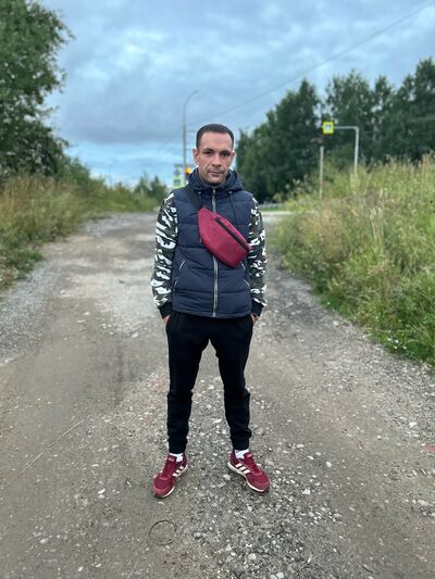  ,   Vladimir, 35 ,   ,   