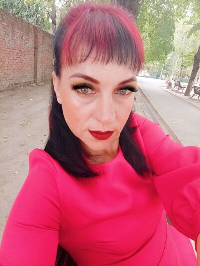  --,   , 40 ,   c 