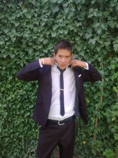 ,   Yolqin, 32 ,     , c 