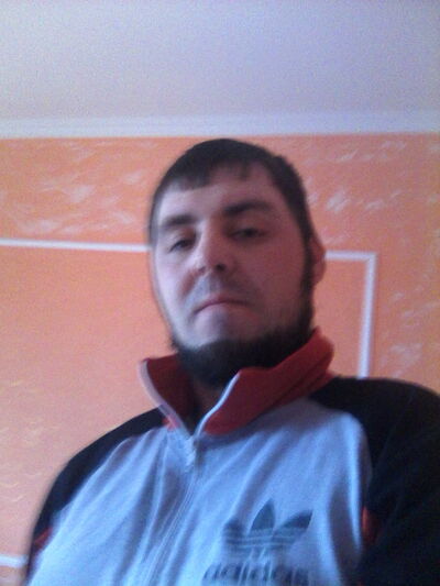  ,   Eduoard, 40 ,   