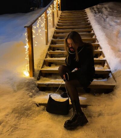 Знакомства Москва, фото девушки Лерочка, 23 года, познакомится для флирта, любви и романтики